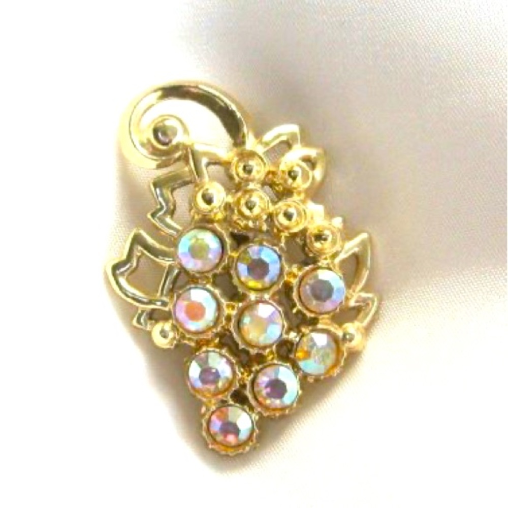 Gorgeous Vintage Stem Of Grapes Brooch. All Stones are Aurora Borealis R.Stones